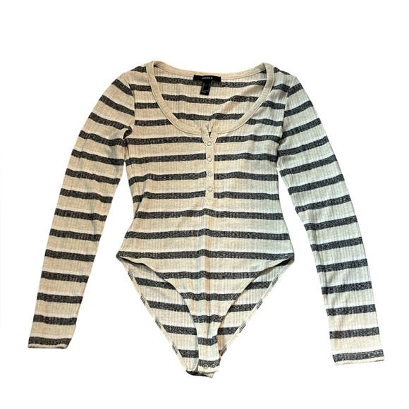 Forever 21 Women’s Off - White Striped Long Sleeve BodySuit in size Small - Picture 1 of 6